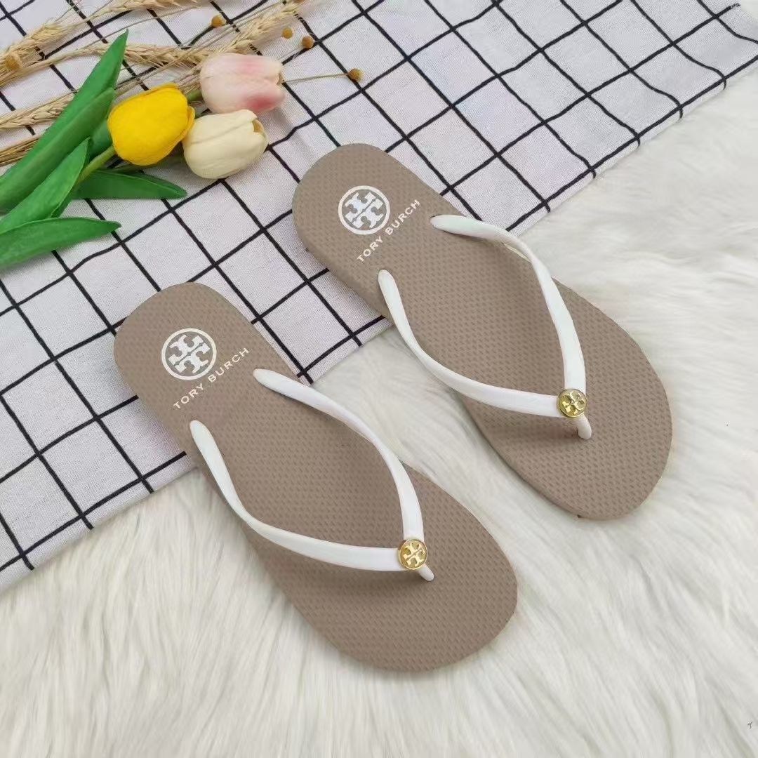 כפכפים בסגנון TORY BURCH